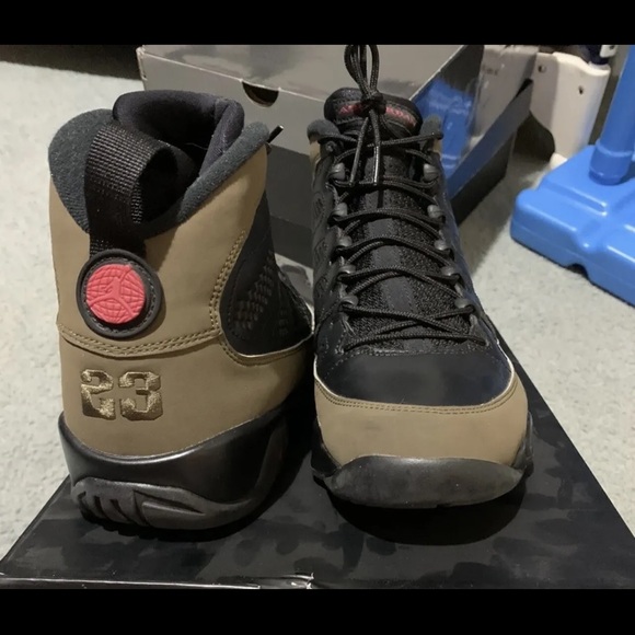 Jordan olive 9 from 2012 - Picture 4 of 5